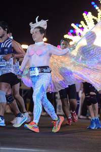 BIB: 035, 42328, 2414
                            <button type="button" onclick="openModal(23112149)" class="btn btn-primary btn-sm float-right btn-popup" data-toggle="modal" data-target=".modal-high-quality">
                        <i class="fas fa-shopping-cart"></i> Add to Cart
                    </button>
                                            <button type="button" onclick="isThisMe(23112149, true)" class="btn btn-success btn-sm float-right btn-popup btn-isme hidden" data-toggle="tooltip" data-placement="bottom" title="นี่คือรูปของคุณใช่ไหม คลิกที่นี่เพื่อเอาเข้าอัลบั้ม">
                        <i class="fas fa-plus"></i> Add to album
                    </button>
                    <button type="button" onclick="isThisMe(23112149, false)" class="btn btn-warning btn-sm float-right btn-popup btn-isnotme hidden">
                        <i class="fas fa-ban"></i> Remove from album
                    </button>